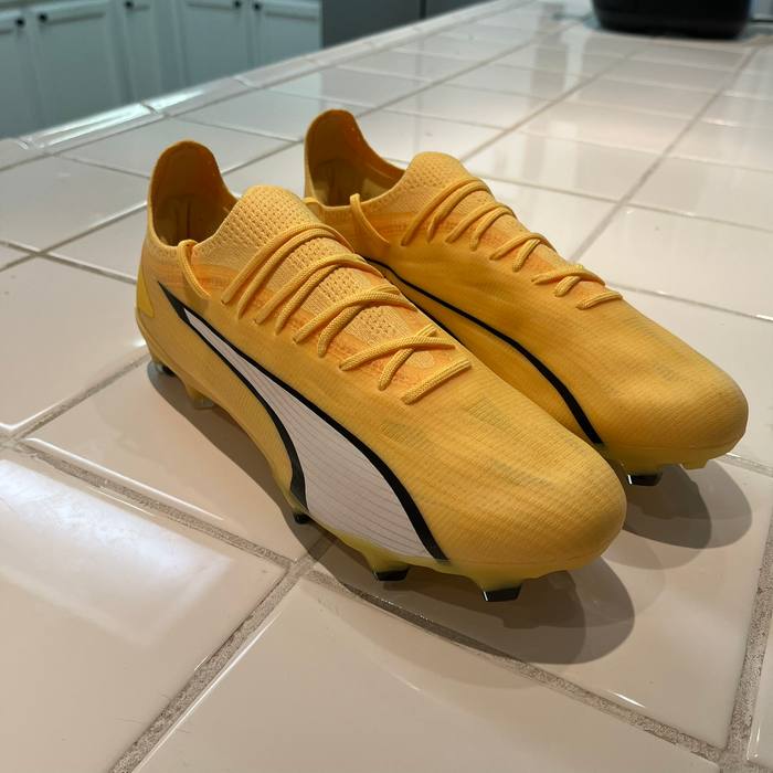 Puma Ultra Ultimate FGAG Soccer Cleats Yellow BlazeWhiteBlack Women's W8 New