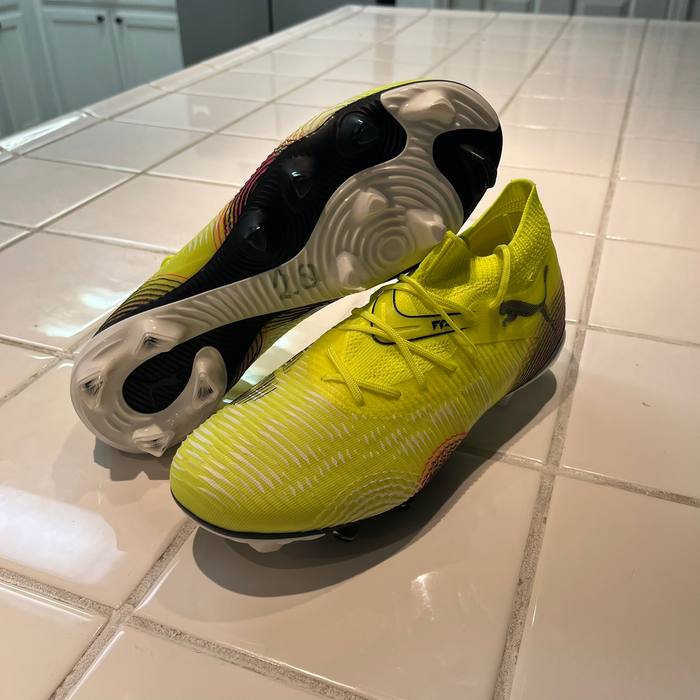 Puma Future 8 Match FG Soccer Cleats Womens Yellow 108382-03 Size 9 New