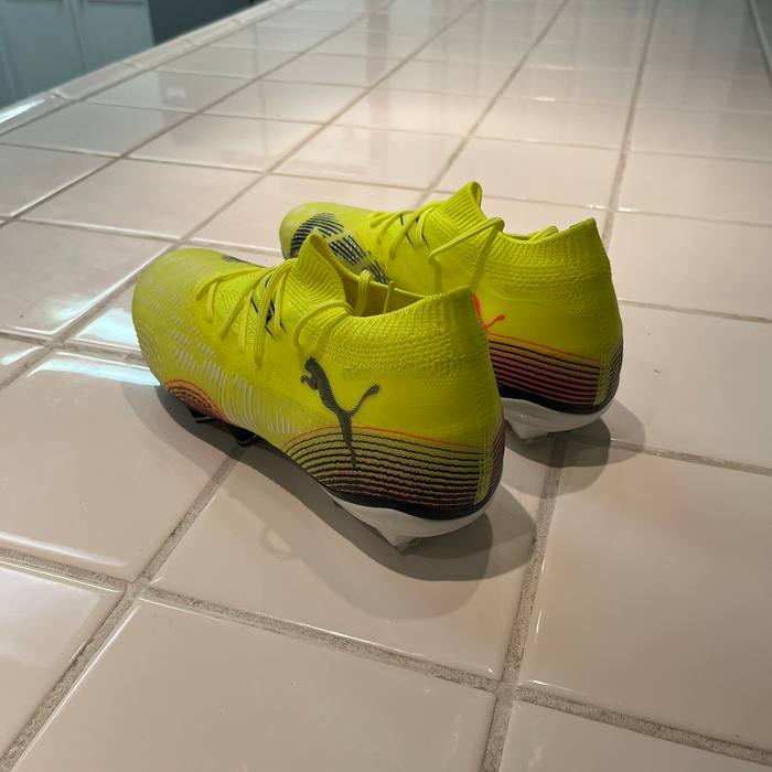 Puma Future 8 Match FG Soccer Cleats Womens Yellow 108382-03 Size 9 New