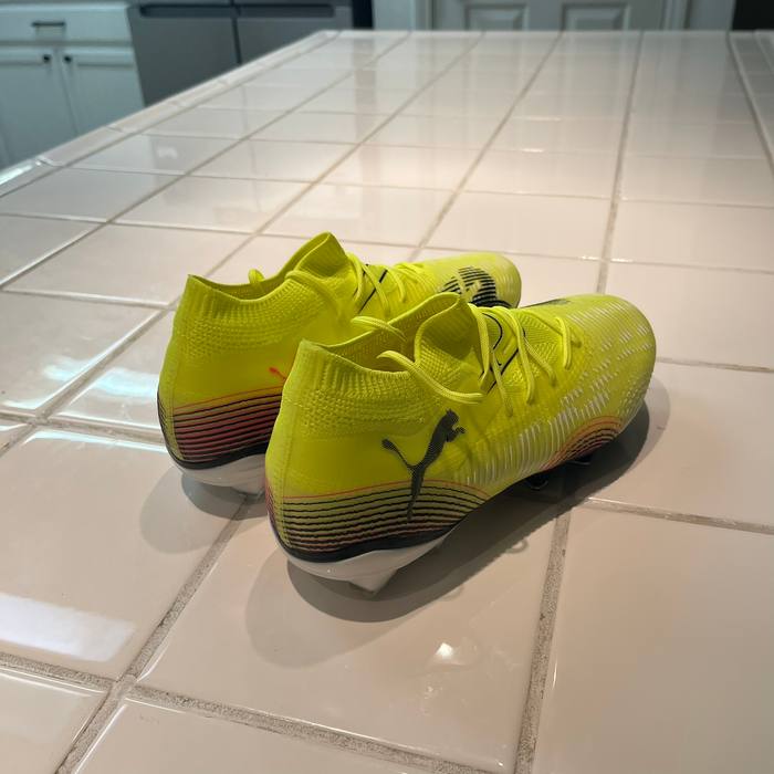 Puma Future 8 Match FG Soccer Cleats Womens Yellow 108382-03 Size 9 New