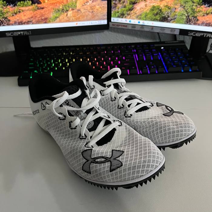 Under Armour Men's Kick Distance 4 Track Spikes,BlackWhite,