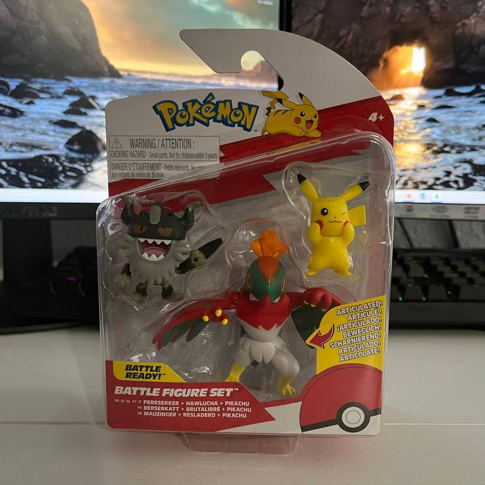 Pokemon Battle Figure Set Perrserker Hawlucha Pikachu New