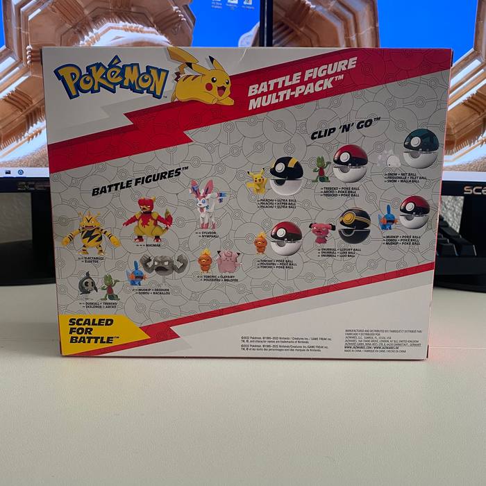 Pokemon Battle Figure 8 Pack Pikachu Eevee Mimikyu Raichu Togepi Set BRAND NEW