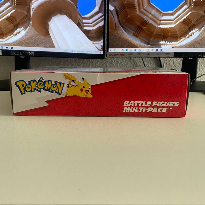 Pokemon Battle Figure 8 Pack Pikachu Eevee Mimikyu Raichu Togepi Set BRAND NEW