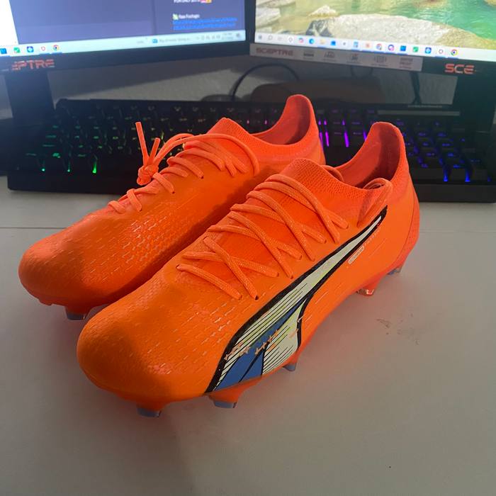 NEW! Womens Puma Ultra Ultimate FGAG Soccer cleats 107215-01 OrangeBlue