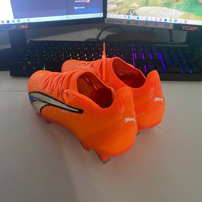 NEW! Womens Puma Ultra Ultimate FGAG Soccer cleats 107215-01 OrangeBlue