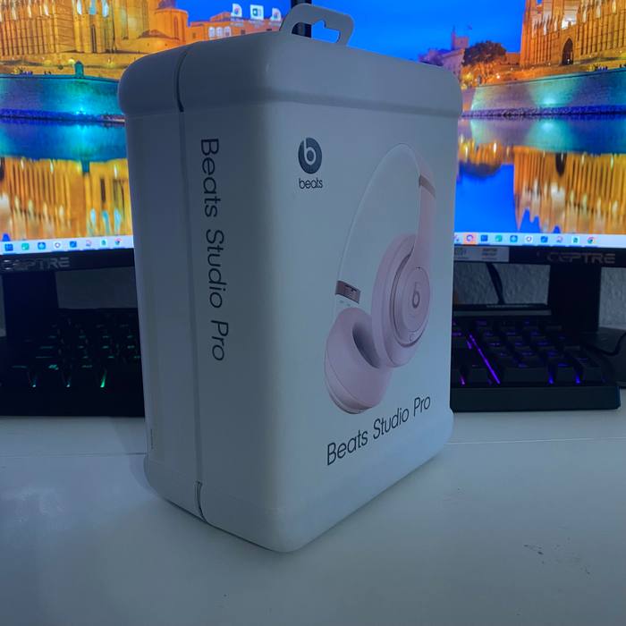 Beats Studio Pro Wireless Headphones - Matte Pink - New In Box