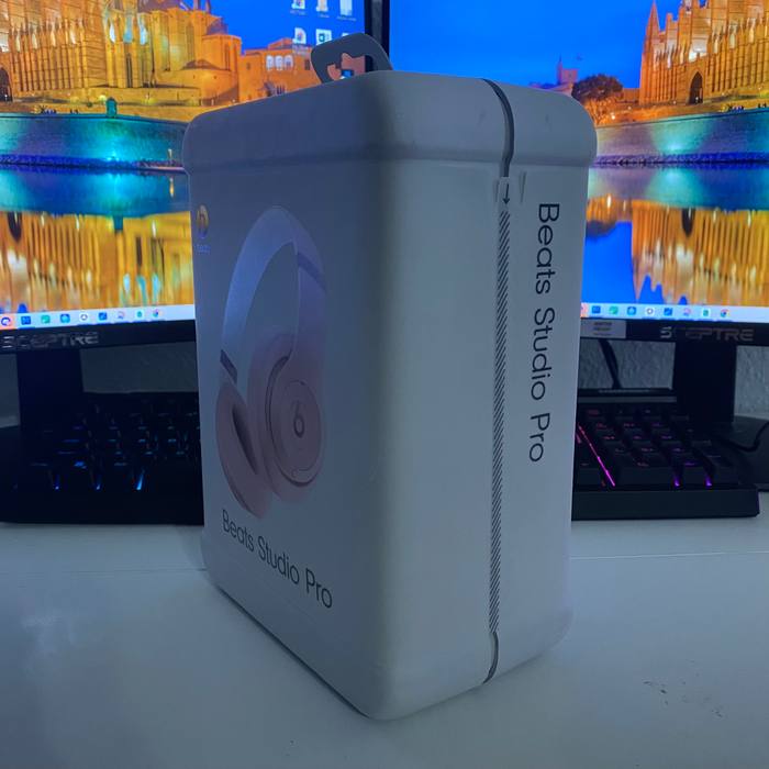 Beats Studio Pro Wireless Headphones - Matte Pink - New In Box