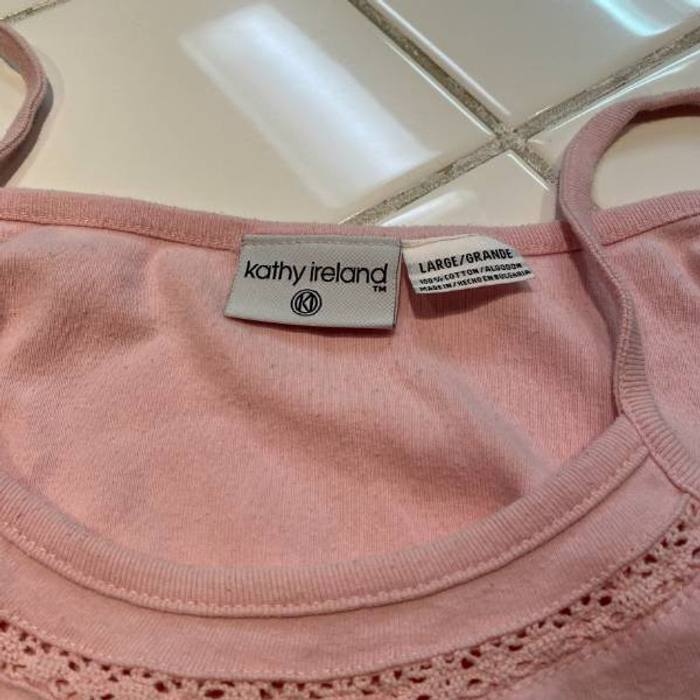 kathy ireland large pink tank