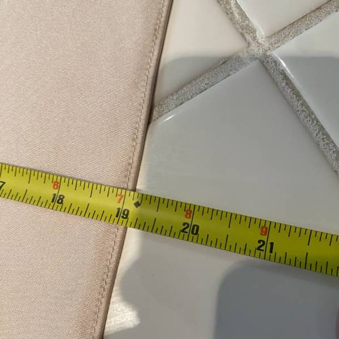 Chey beige tank top