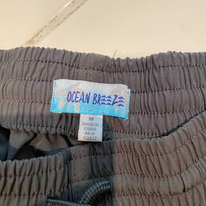 Ocean Breeze Men's Size M Gray Swim Trunks Board Shorts Elastic Waist