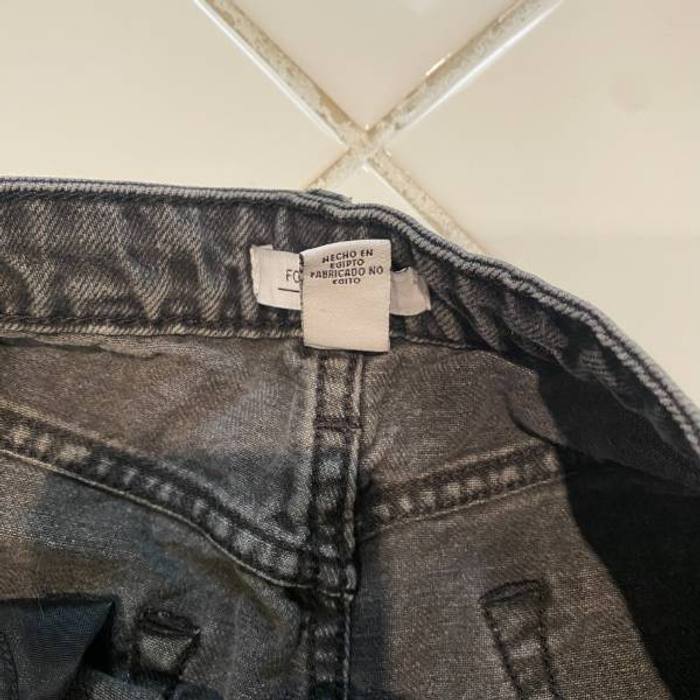 Forever 21 Premium Distressed Denim Cutoff Shorts Black Size 27 Frayed