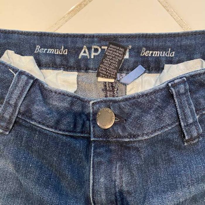 Apt. 9 Bermuda Shorts Women's Dark Wash Denim Cuffed Stretch
