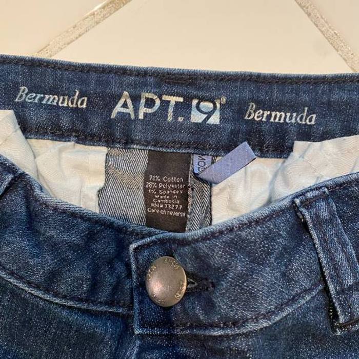 Apt. 9 Bermuda Shorts Women's Dark Wash Denim Cuffed Stretch