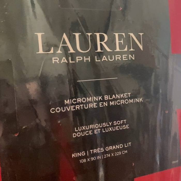 Lauren Ralph Lauren Micromink Blanket King Size Red Luxuriously Soft New