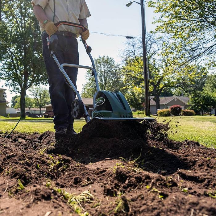 Scotts TC70135SS Electric Garden Tiller Cultivator 16-Inch 13.5-Amp Green