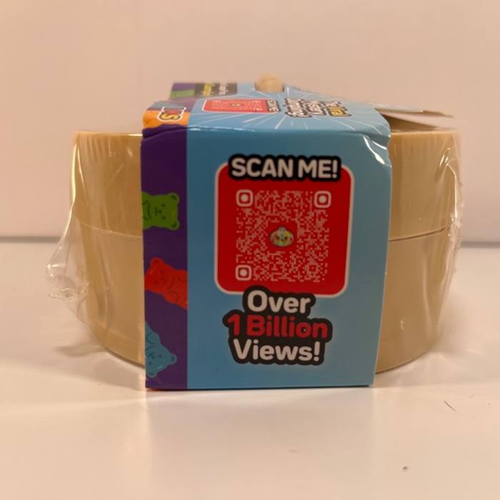 Crazy Fun Mystery Dumpling Gummi Bear Edition Candy Scented Toy Lot of 3