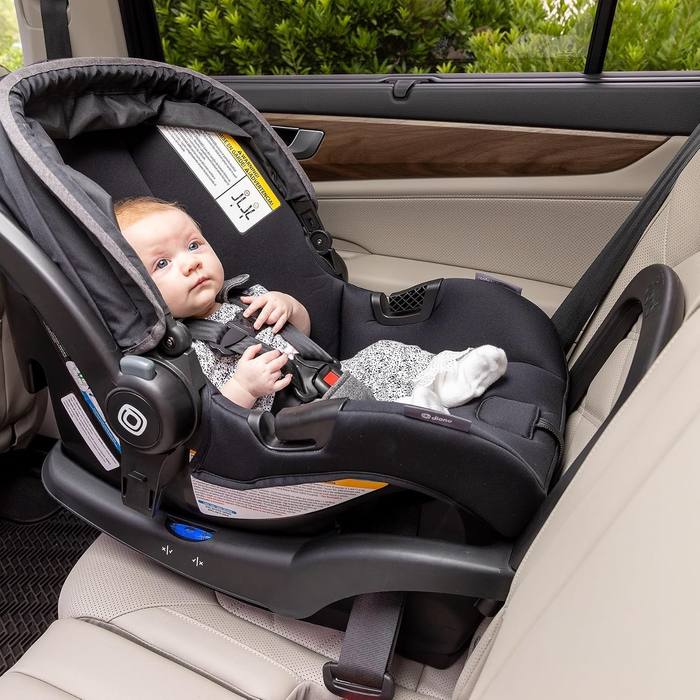 Diono LiteClik 30 R SafePlus Infant Car Seat & Base, Rear-Facing 4-30lbs, Black